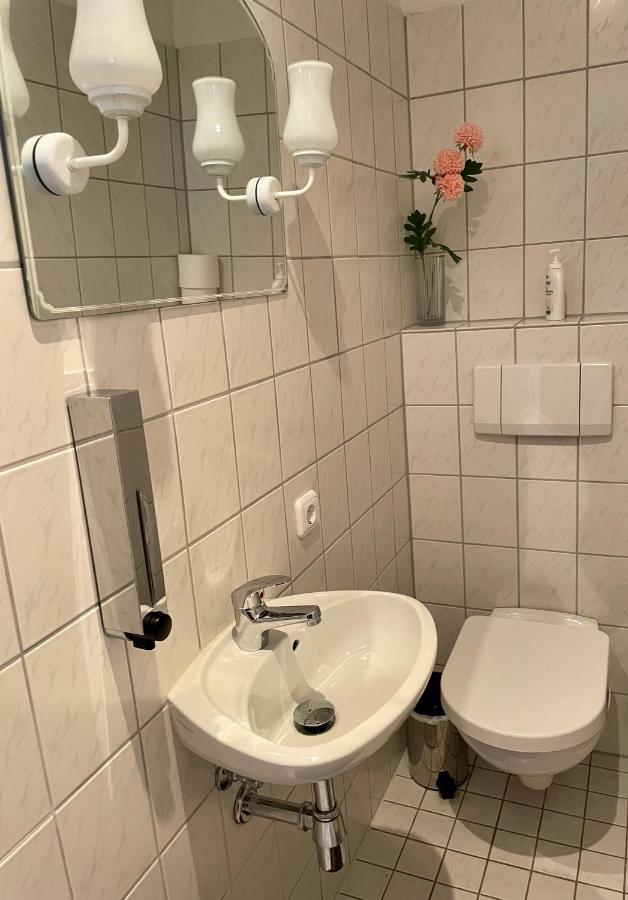 Villa Einhorn: Ruhe Oase Mitten Im Zentrum Goslar Buitenkant foto